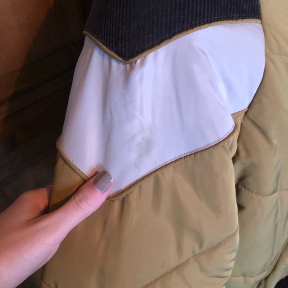 Vintage inspired puffer jacket - Picture 4 of 5